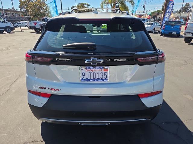 Used 2023 Chevrolet Bolt EUV LT w/ Convenience Package FWD image 7