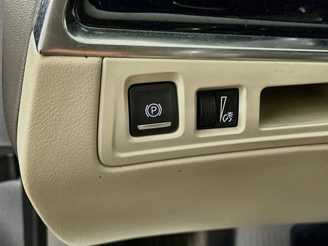 Used 2021 Cadillac XT6 Premium Luxury w/ LPO, Floor Liner Package FWD image 16