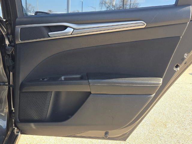 Certified 2020 Ford Fusion SE image 13