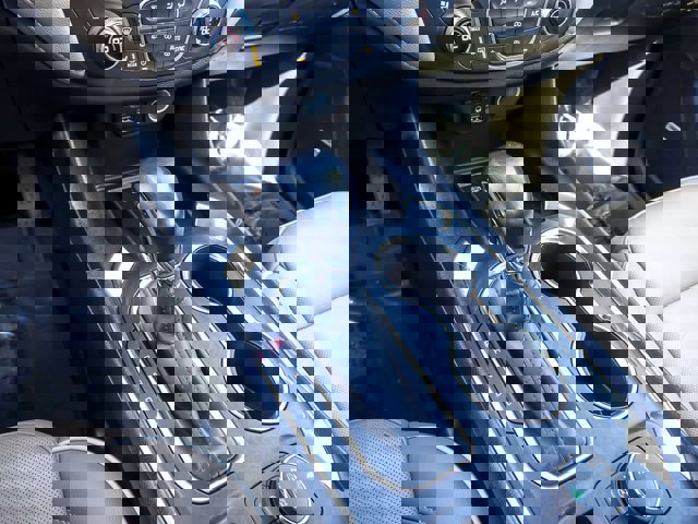 Used 2022 Chevrolet Traverse Premier image 25