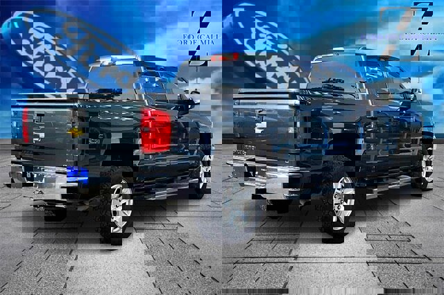 Used 2018 Chevrolet Silverado 1500 LT w/ All Star Edition image 2