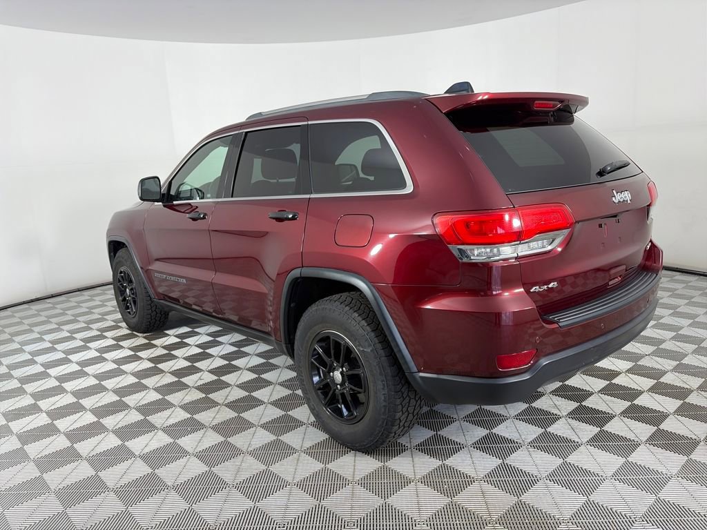Used 2018 Jeep Grand Cherokee Laredo AWD/4WD image 5