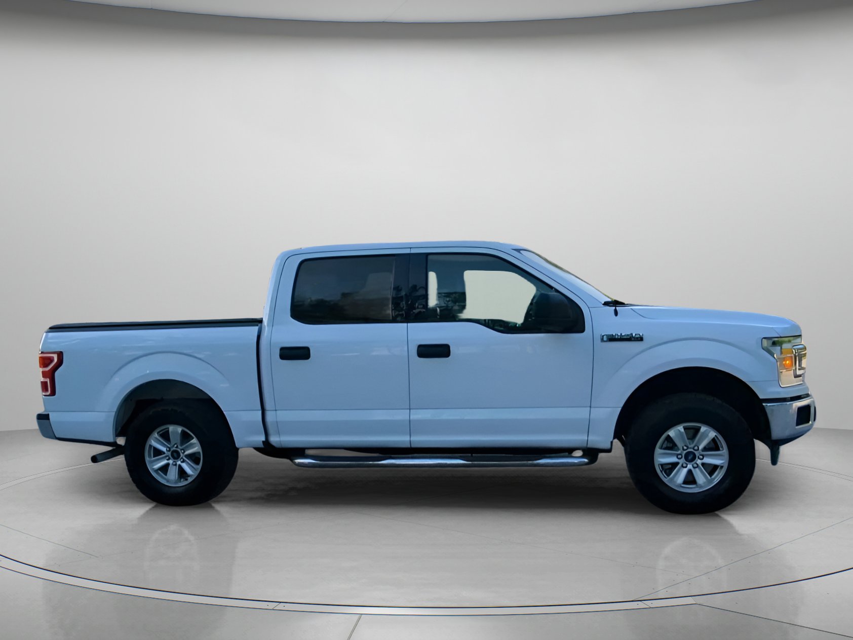 Certified 2018 Ford F150 XLT RWD image 34