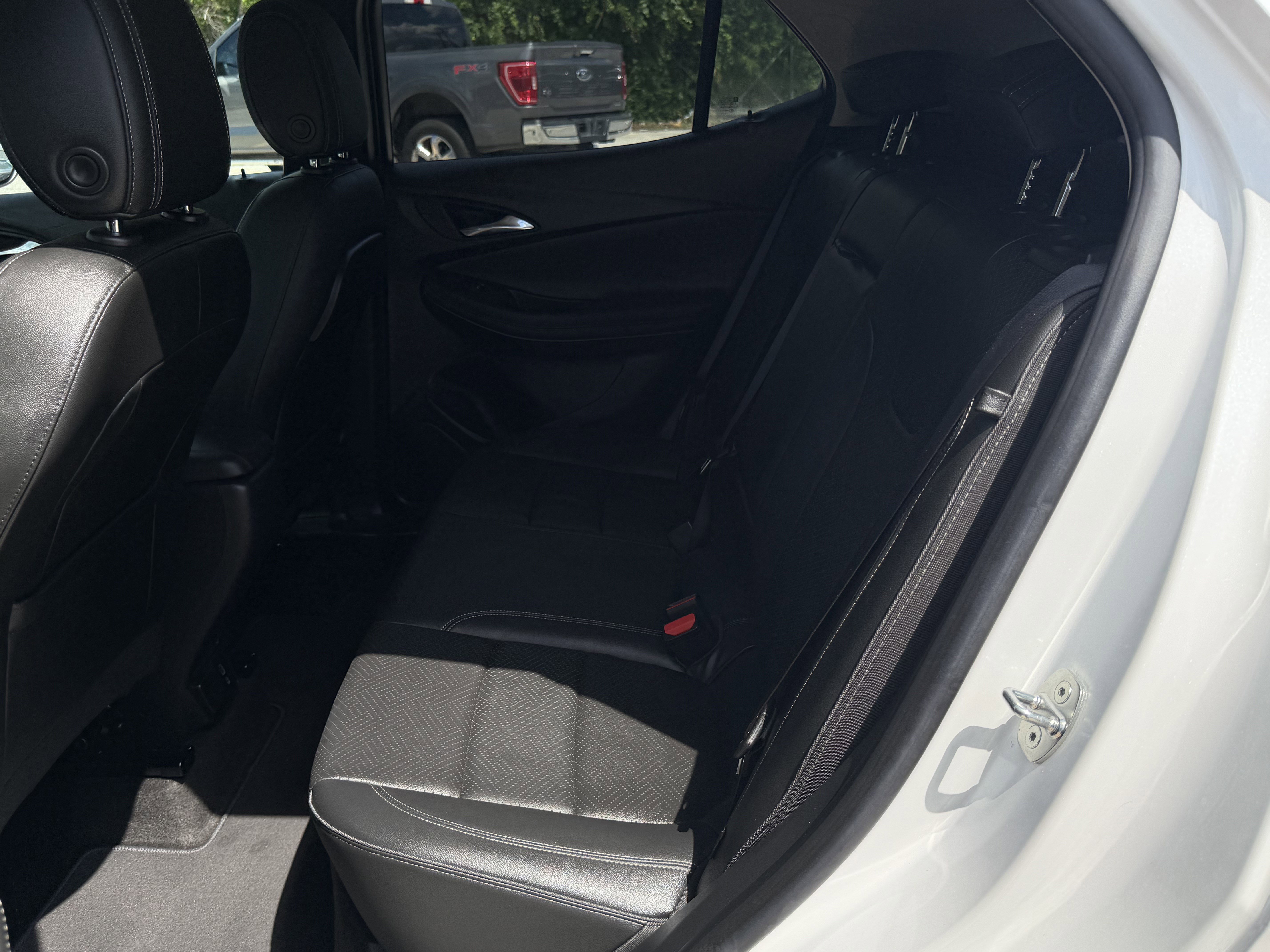 Used 2023 Buick Encore GX Essence w/ Experience Buick Package FWD image 13