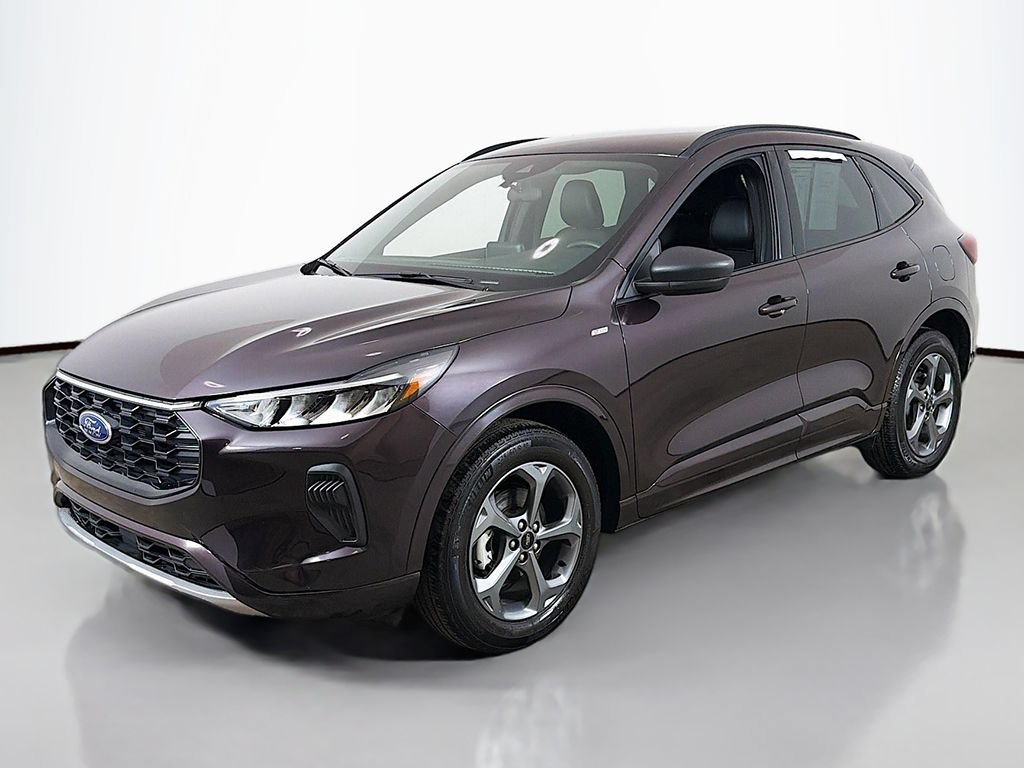 Certified 2023 Ford Escape ST-Line AWD/4WD image 7