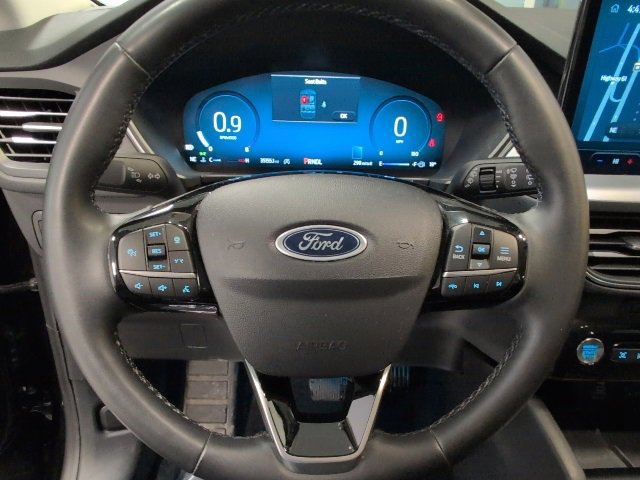 Certified 2024 Ford Escape Platinum image 18