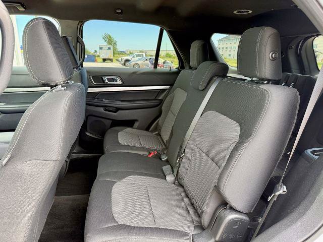 Certified 2018 Ford Explorer XLT AWD/4WD image 12