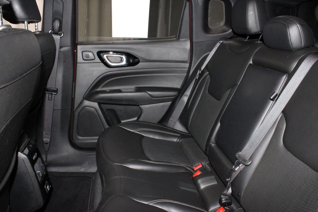 Used 2022 Jeep Compass High Altitude AWD/4WD image 23