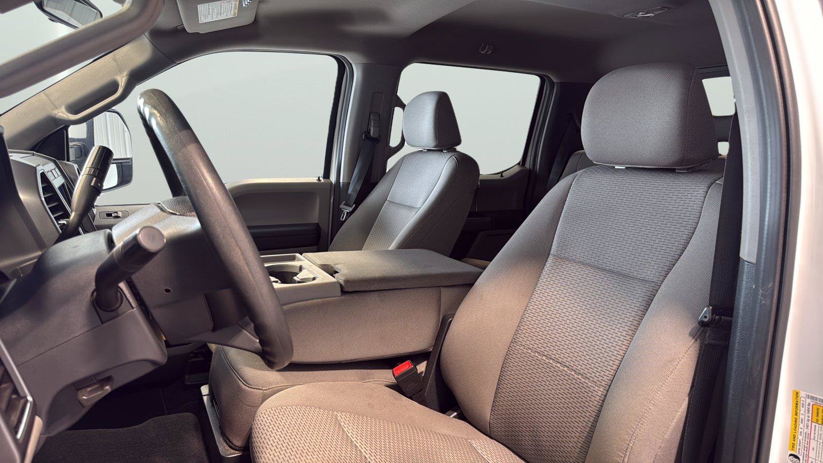 Certified 2022 Ford F350 XLT w/ XLT Premium Package AWD/4WD image 12