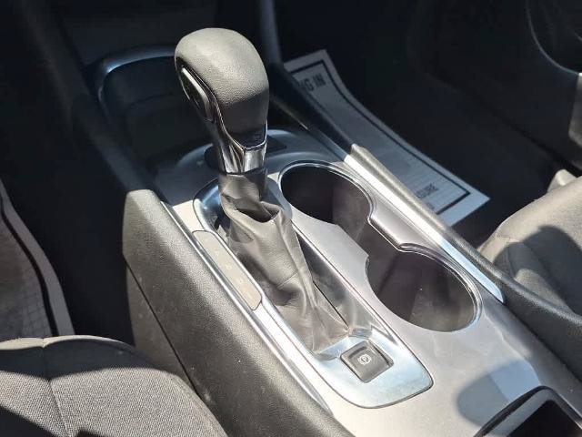 Used 2024 Chevrolet Malibu LT FWD image 12
