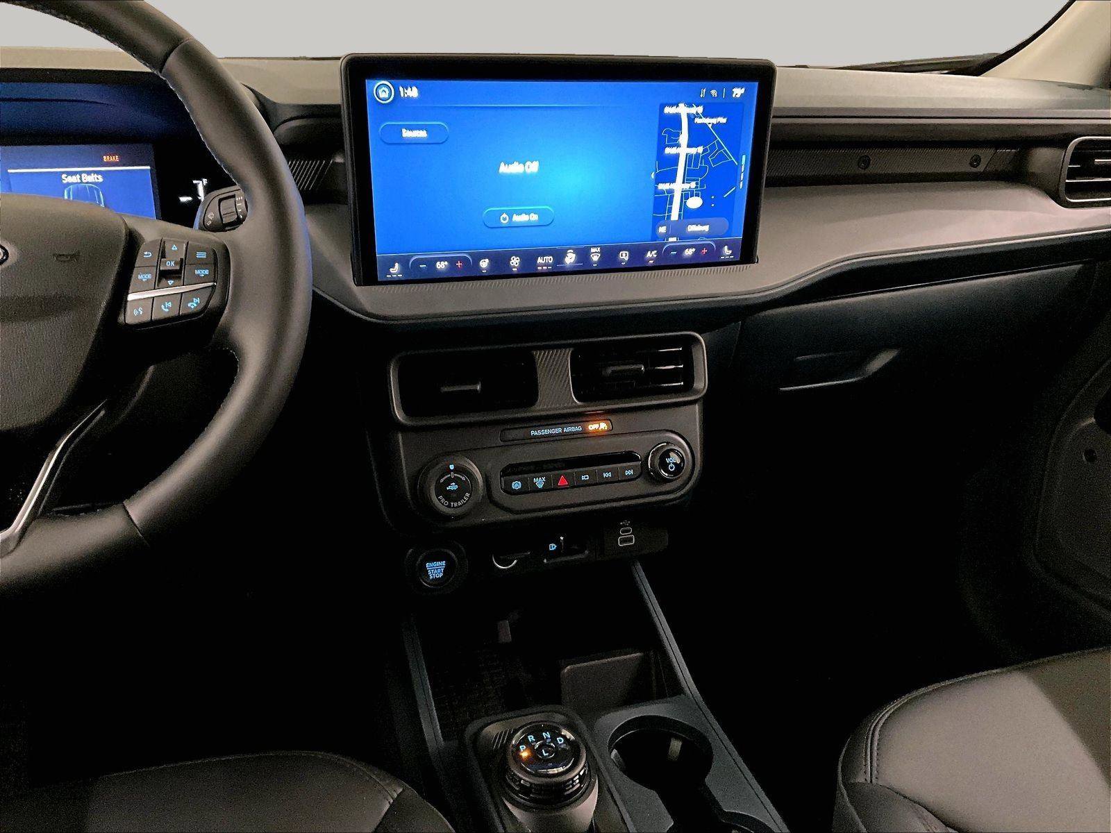 Certified 2025 Ford Maverick Lariat w/ Black Appearance Package image 6