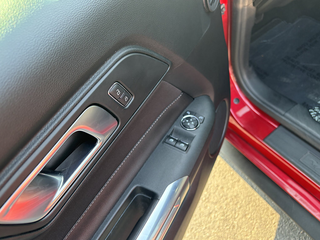 Certified 2022 Ford Mustang Coupe RWD image 14