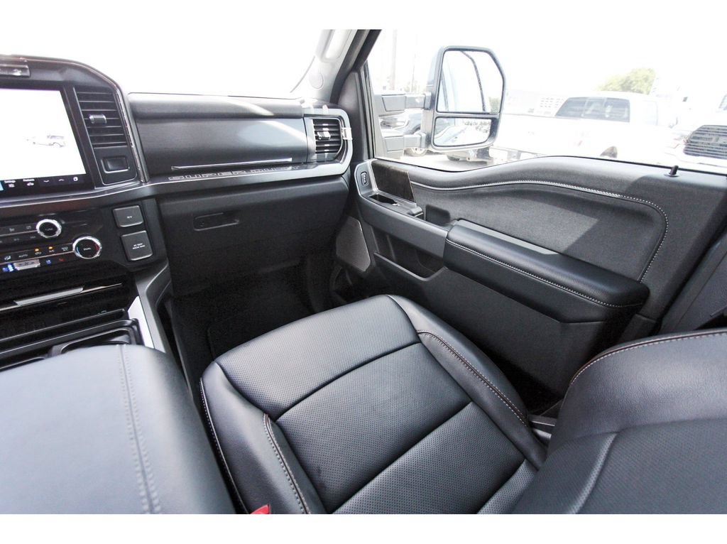 Certified 2023 Ford F250 Lariat w/ Sport Appearance Package AWD/4WD image 11