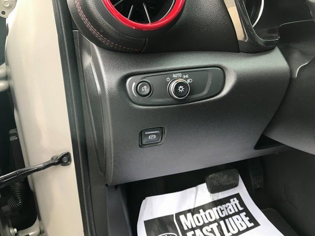 Used 2021 Chevrolet Blazer RS w/ Enhanced Convenience Package image 8