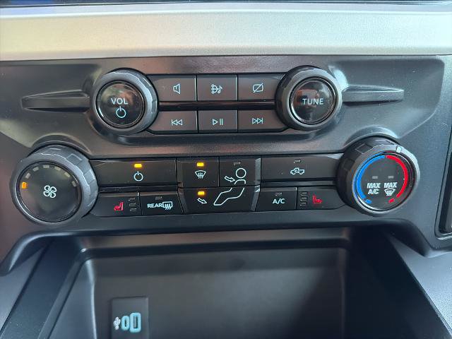 Certified 2024 Ford F350 XLT w/ XLT Premium Package AWD/4WD image 32