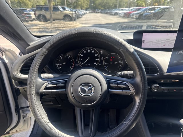 Used 2021 MAZDA MAZDA3 s FWD image 23