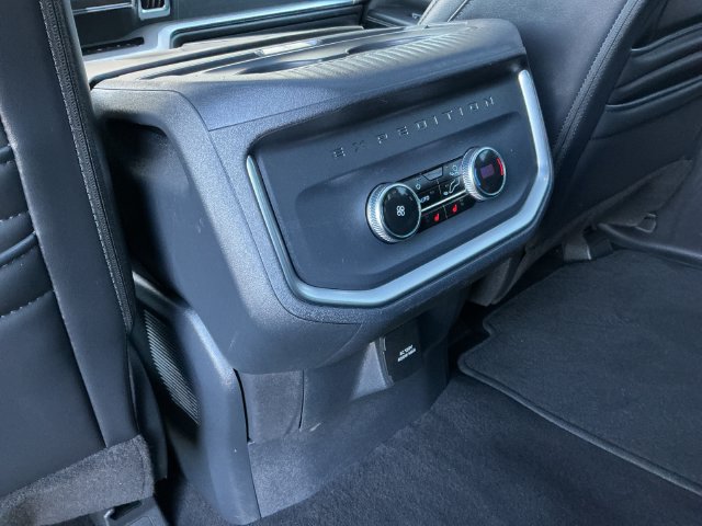 Certified 2025 Ford Expedition Max Platinum AWD/4WD image 28