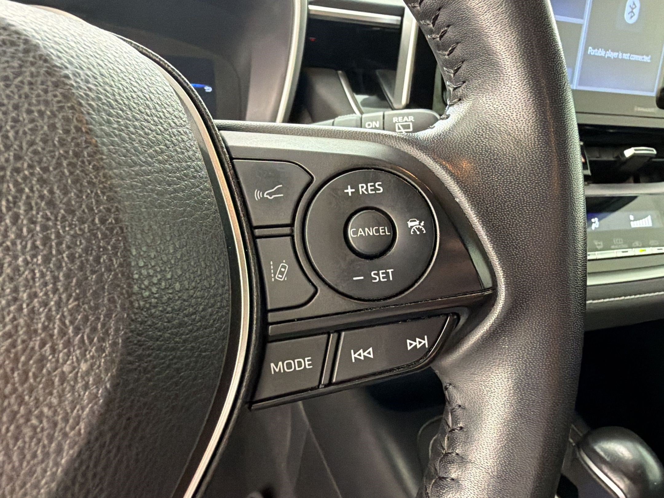 Used 2022 Toyota Corolla SE FWD image 31