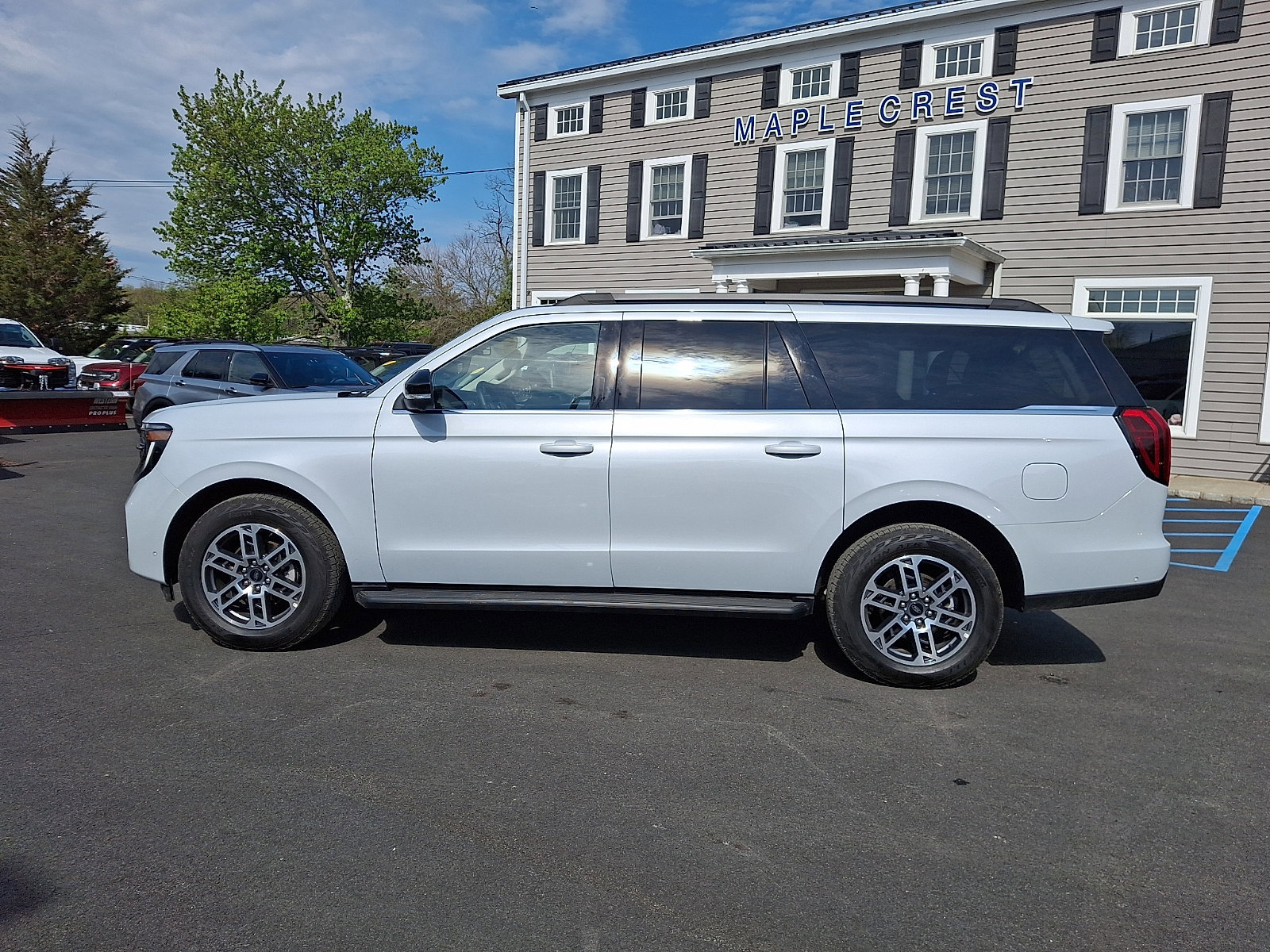 Certified 2025 Ford Expedition Max Active AWD/4WD image 2