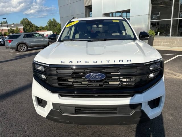 Certified 2025 Ford Expedition Active AWD/4WD image 8