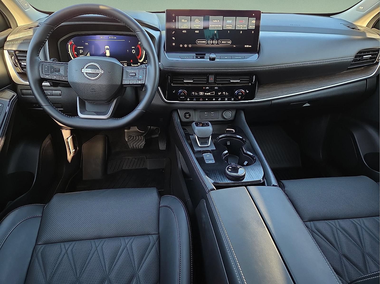 Used 2025 Nissan Rogue Platinum w/ Platinum Premium Package AWD/4WD image 11