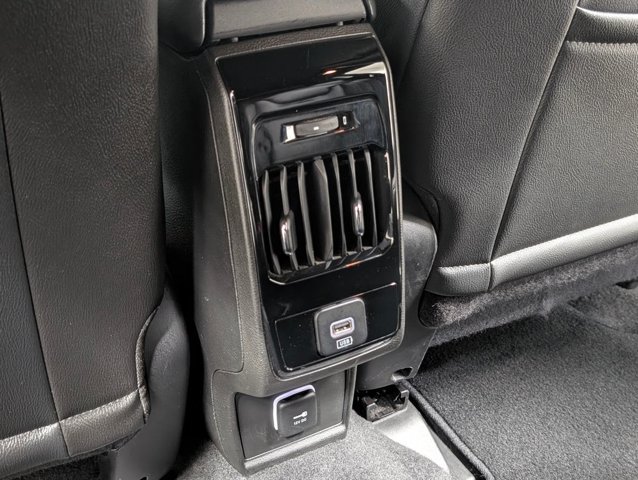 Used 2025 Jeep Compass Limited AWD/4WD image 16
