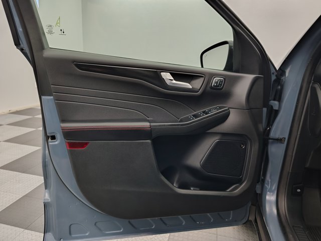 Certified 2025 Ford Escape ST-Line Select w/ Tech Pack #2 AWD/4WD image 20