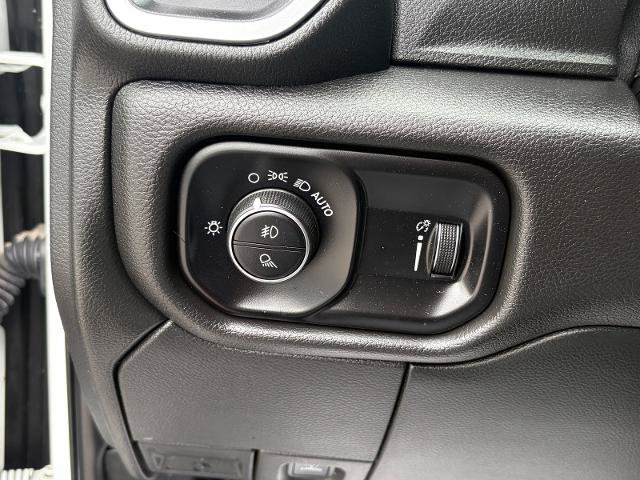 Used 2023 RAM 2500 Big Horn w/ Cold Weather Group AWD/4WD image 13