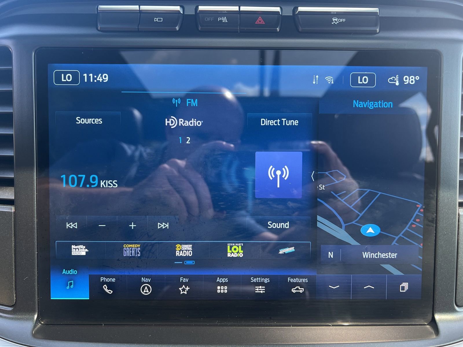 Certified 2022 Ford F150 Lariat w/ Equipment Group 502A High image 31