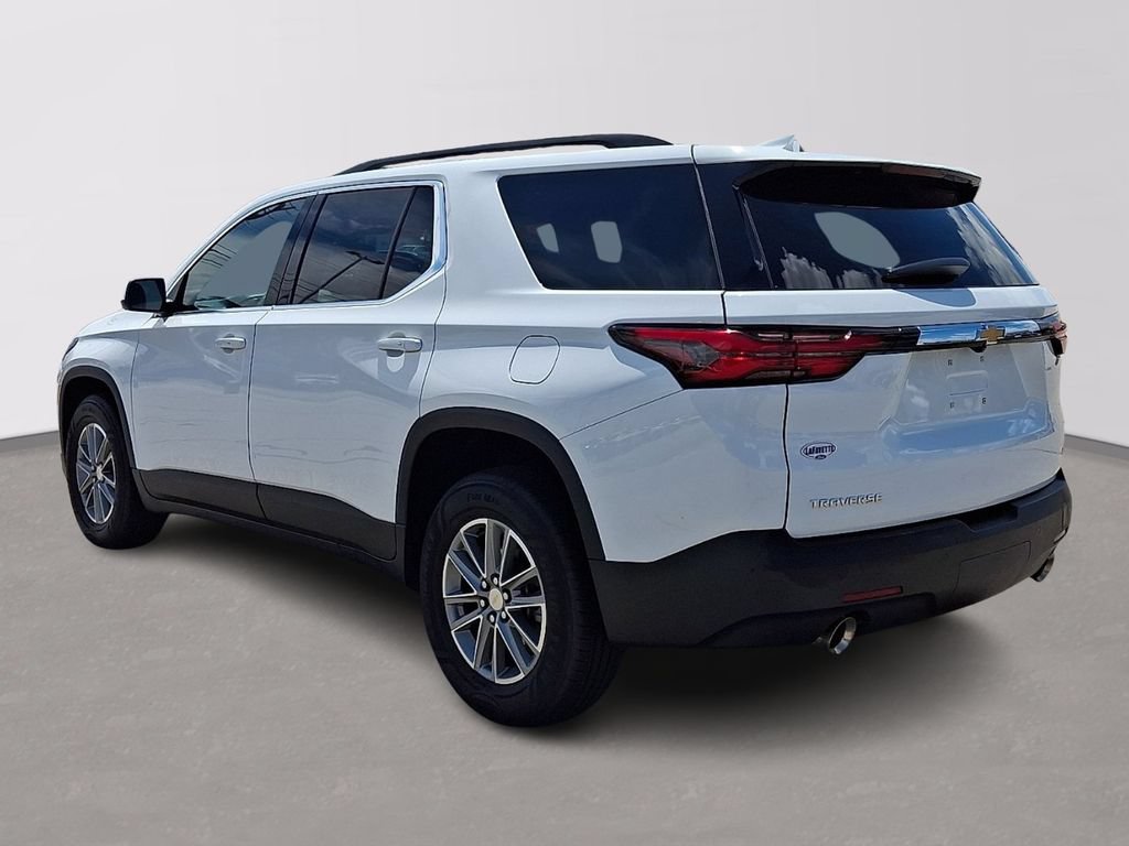 Used 2023 Chevrolet Traverse LT FWD image 4