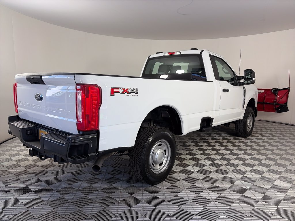 Certified 2023 Ford F250 XL w/ FX4 Off-Road Package AWD/4WD image 7