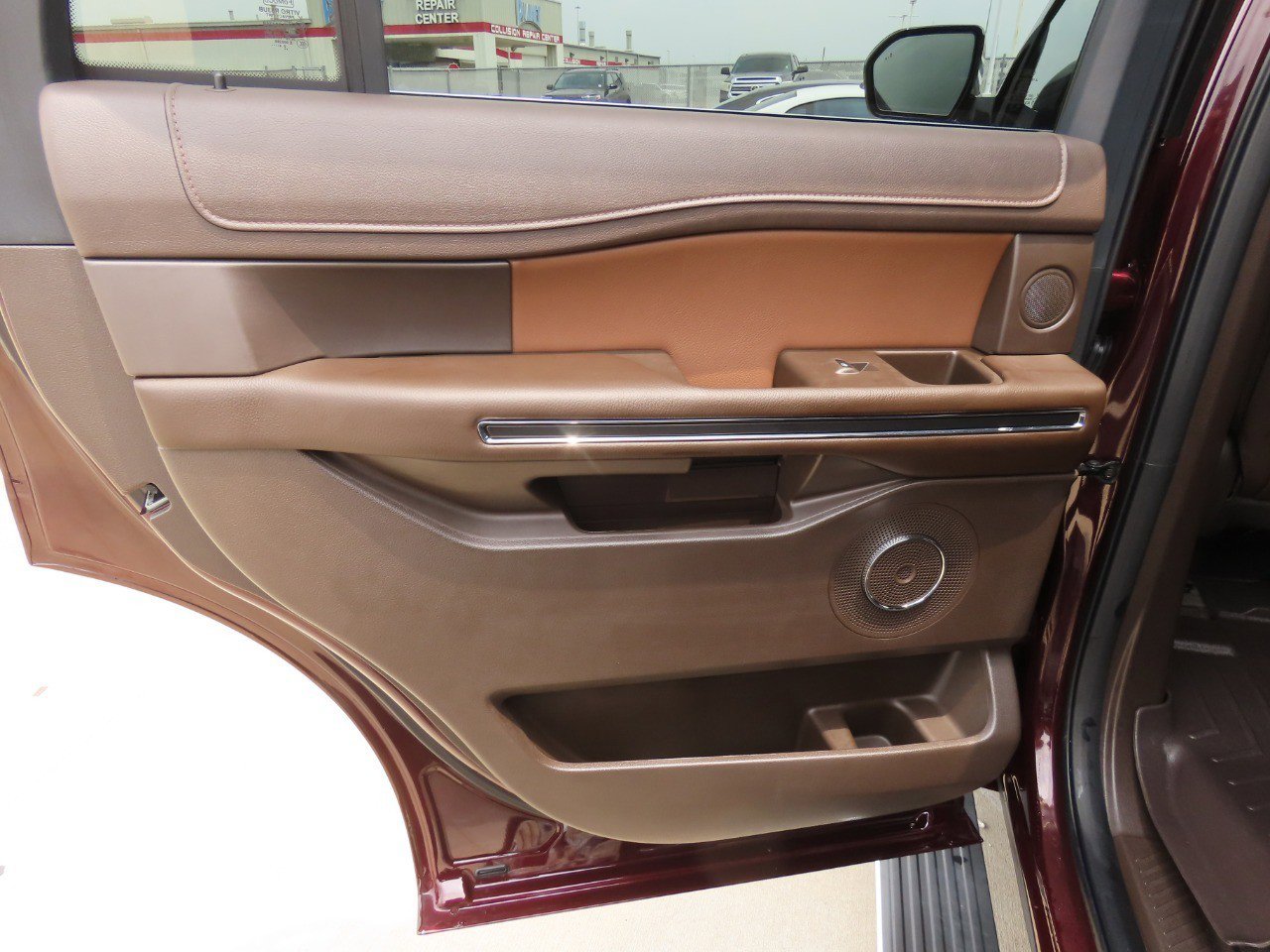 Certified 2024 Ford Expedition King Ranch RWD image 18
