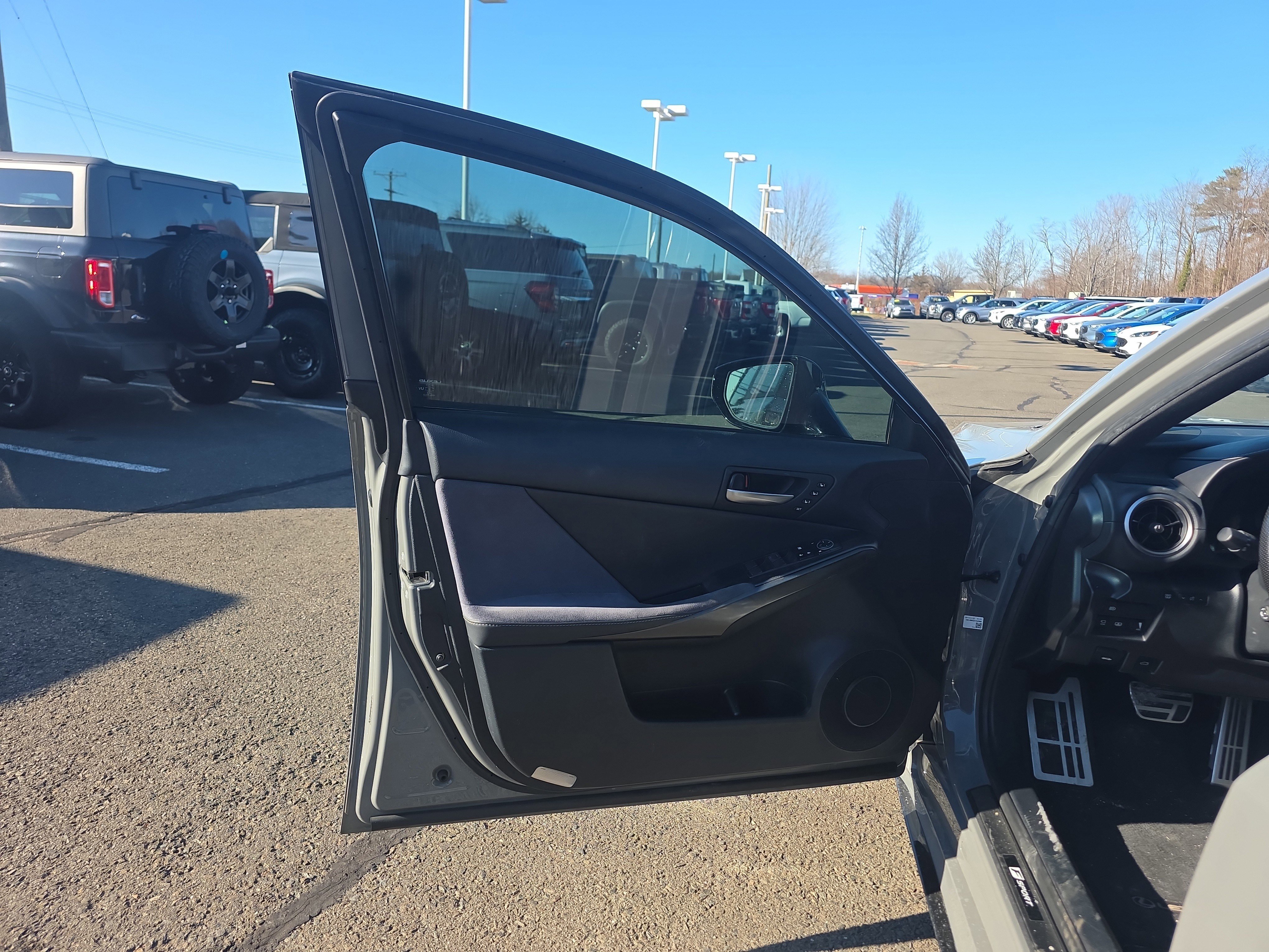 Used 2022 Lexus IS 500 image 27