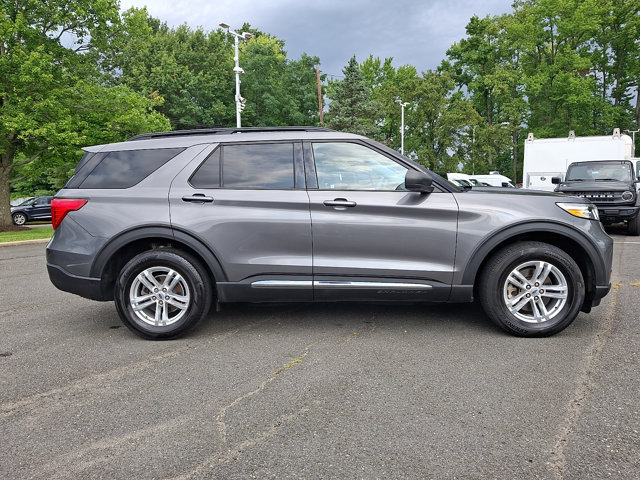 Certified 2023 Ford Explorer XLT w/ Equipment Group 202A AWD/4WD image 12