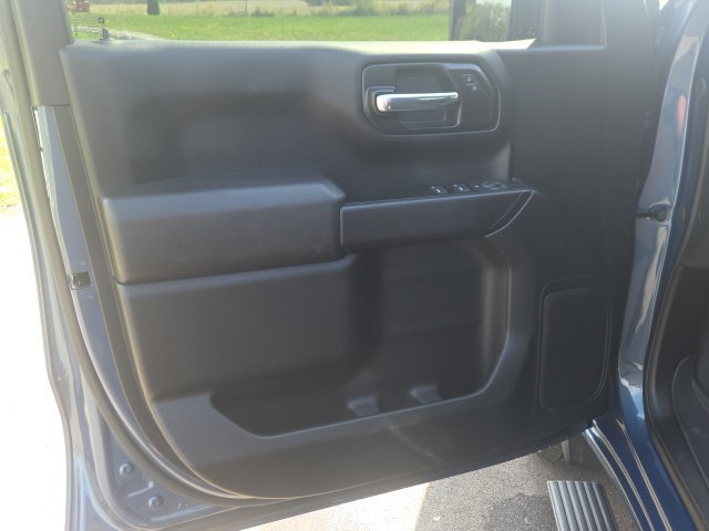 Used 2024 GMC Sierra 1500 Pro w/ Graphite Edition AWD/4WD image 18