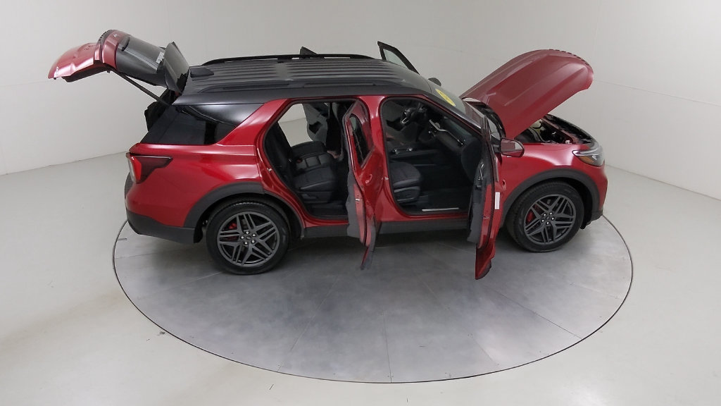 Certified 2026 Ford Explorer ST-Line w/ ST-Line Street Pack AWD/4WD image 51