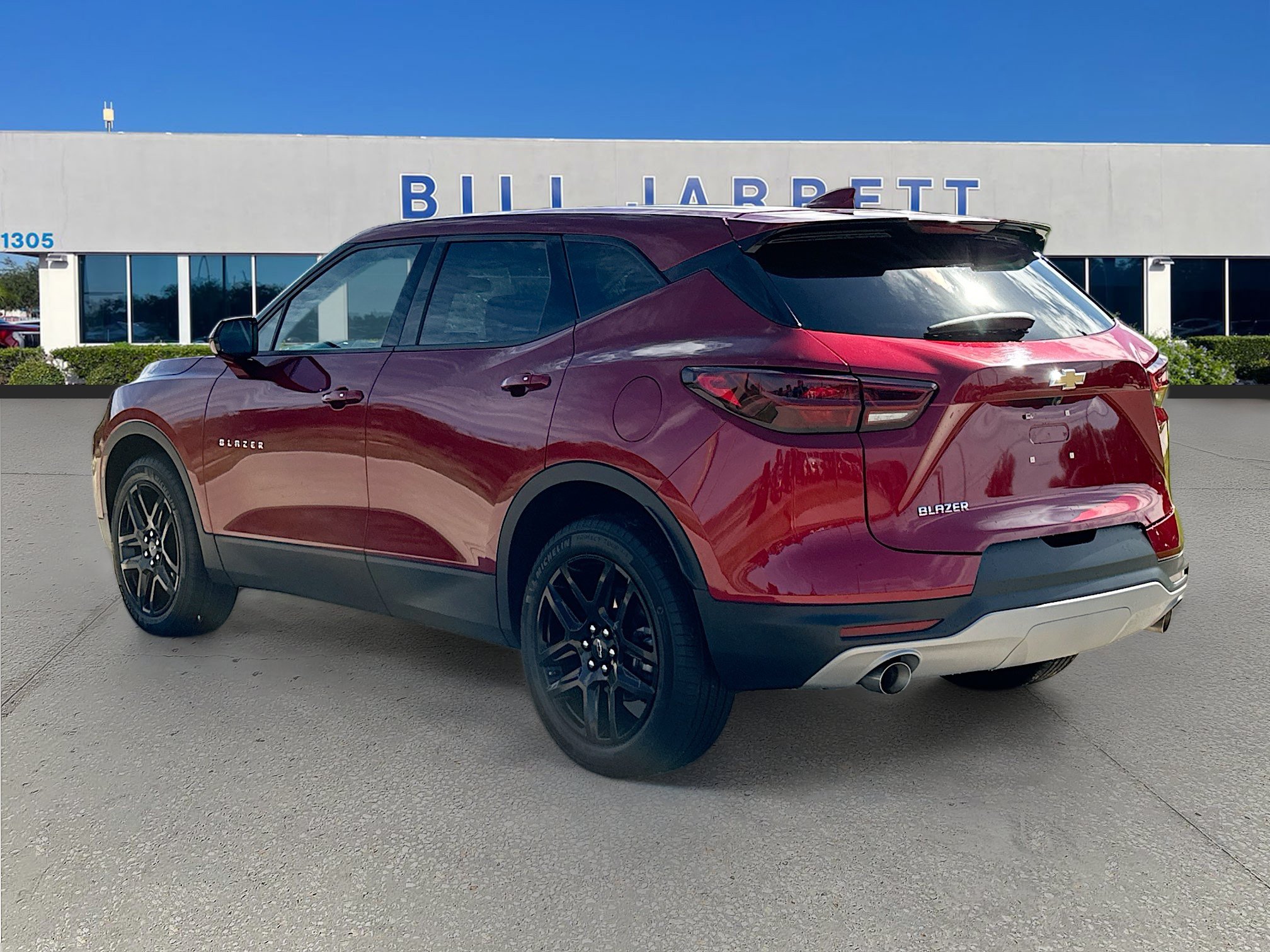 Used 2023 Chevrolet Blazer LT FWD image 5