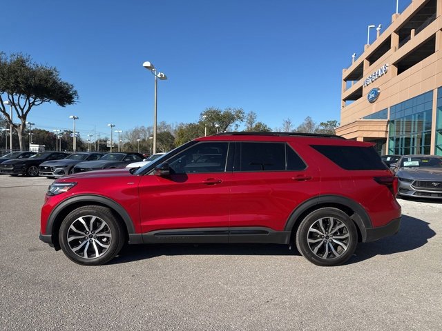 Certified 2025 Ford Explorer ST-Line w/ Premium Package image 2