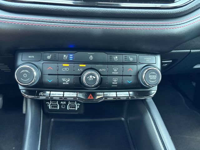 Used 2024 Dodge Durango GT AWD/4WD image 34