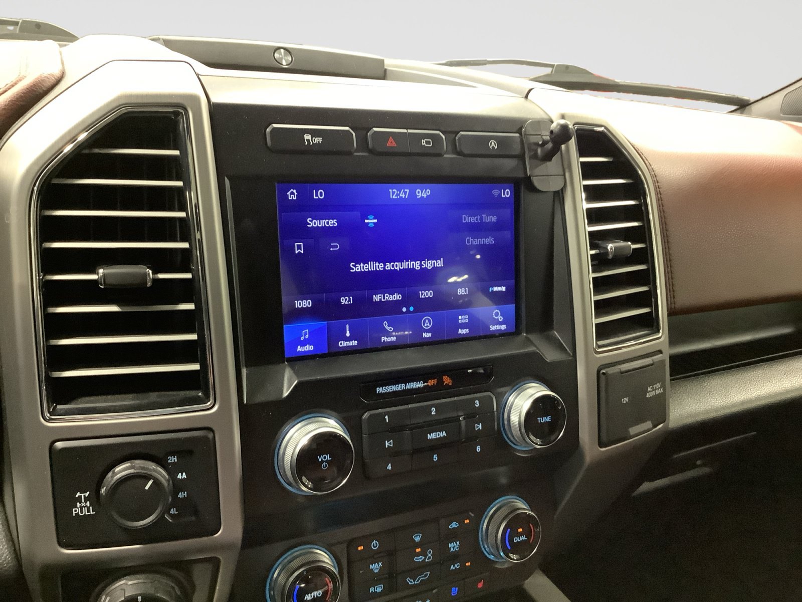 Certified 2020 Ford F150 Platinum w/ Equipment Group 701A Luxury AWD/4WD image 15