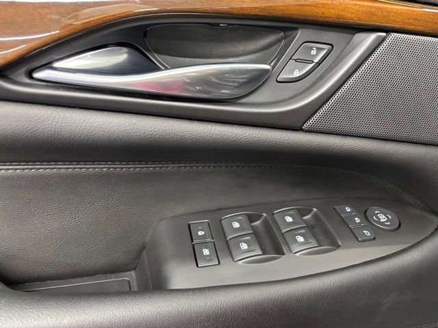 Used 2020 Cadillac Escalade Luxury w/ Escalade Sport Edition AWD/4WD image 6