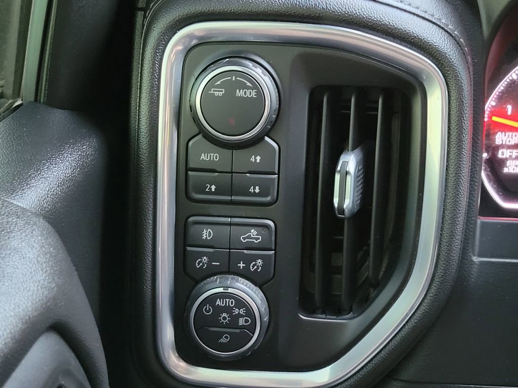 Used 2020 Chevrolet Silverado 1500 LTZ image 27