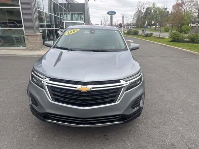 Used 2024 Chevrolet Equinox LT AWD/4WD image 3