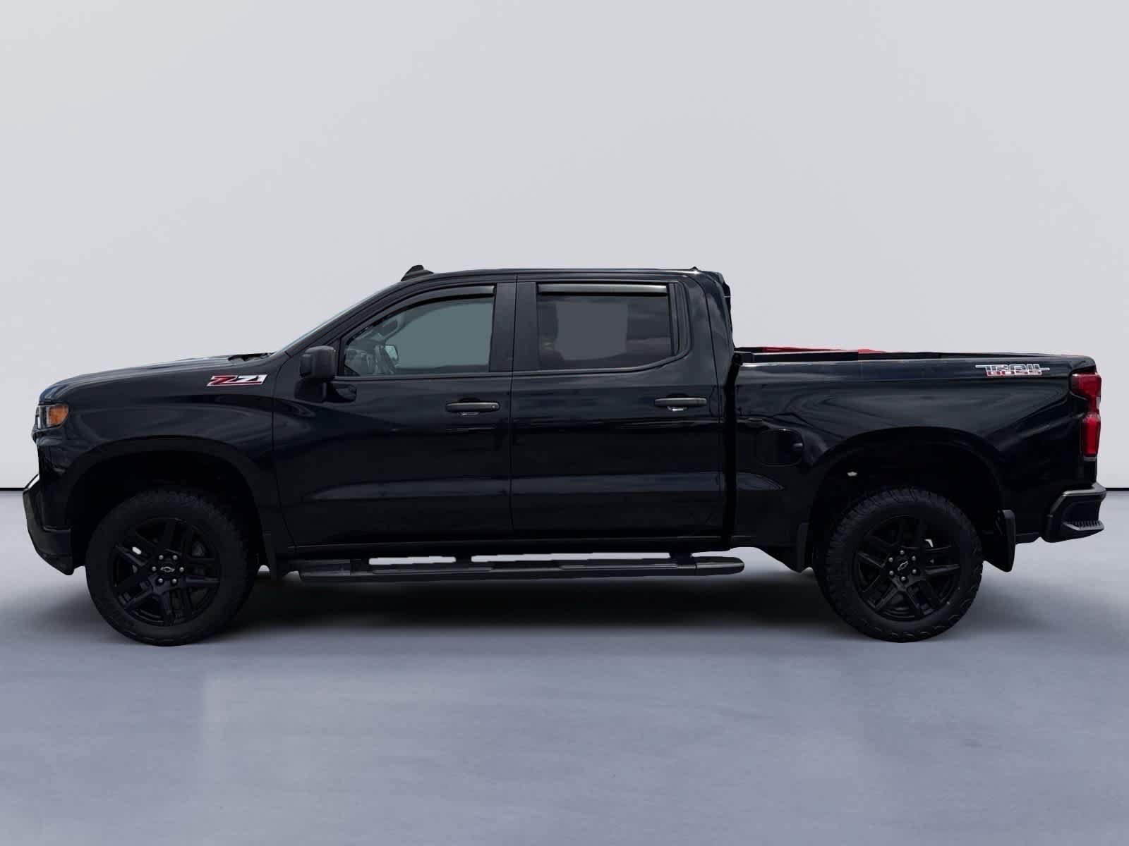 Used 2021 Chevrolet Silverado 1500 Custom Trail Boss w/ Safety Confidence Package AWD/4WD image 2