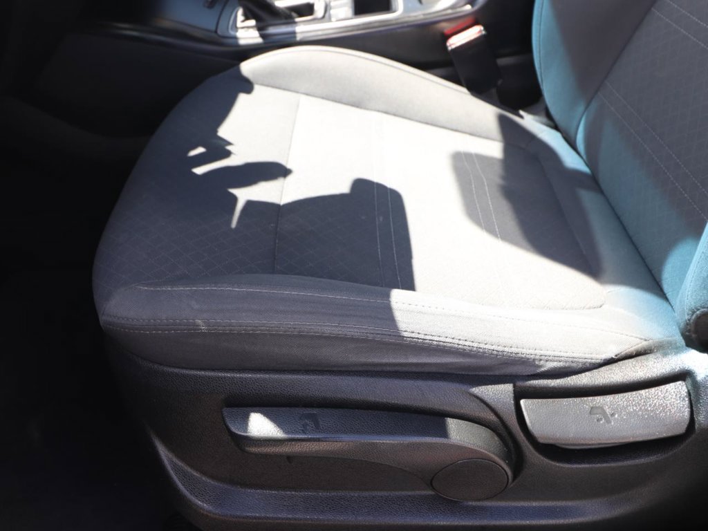 Used 2018 Kia Sorento FWD image 17