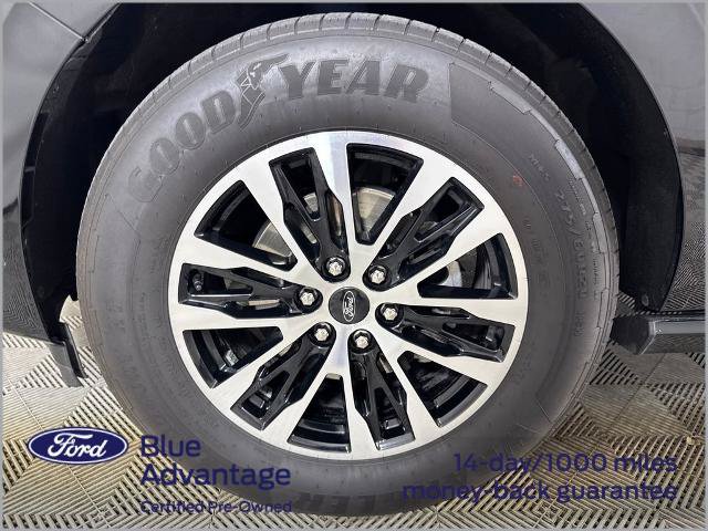 Certified 2025 Ford Expedition Platinum AWD/4WD image 15