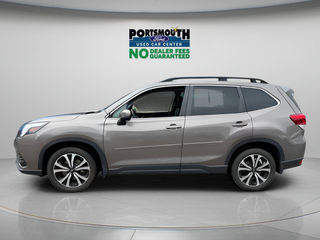 Used 2023 Subaru Forester Limited AWD/4WD image 2
