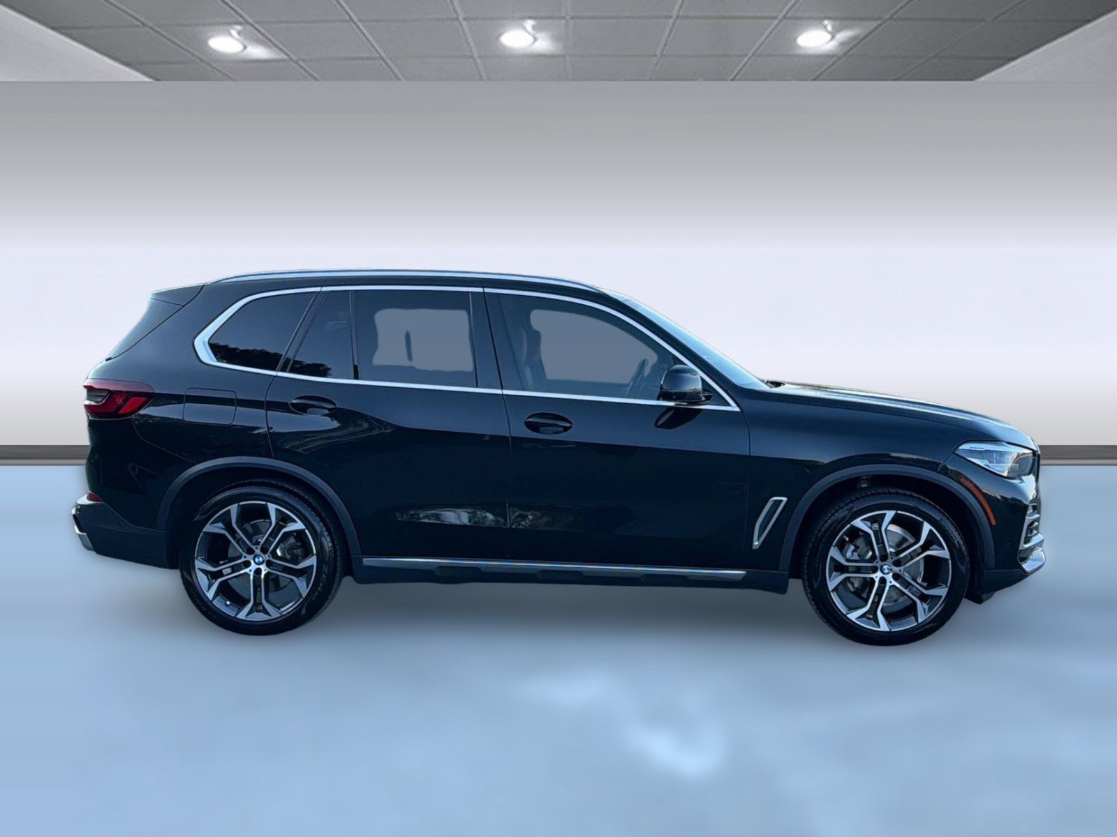Used 2021 BMW X5 sDrive40i w/ Premium Package RWD image 8
