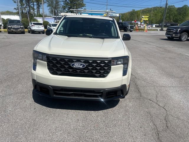 Certified 2025 Ford Maverick XLT w/ XLT Luxury Package AWD/4WD image 3