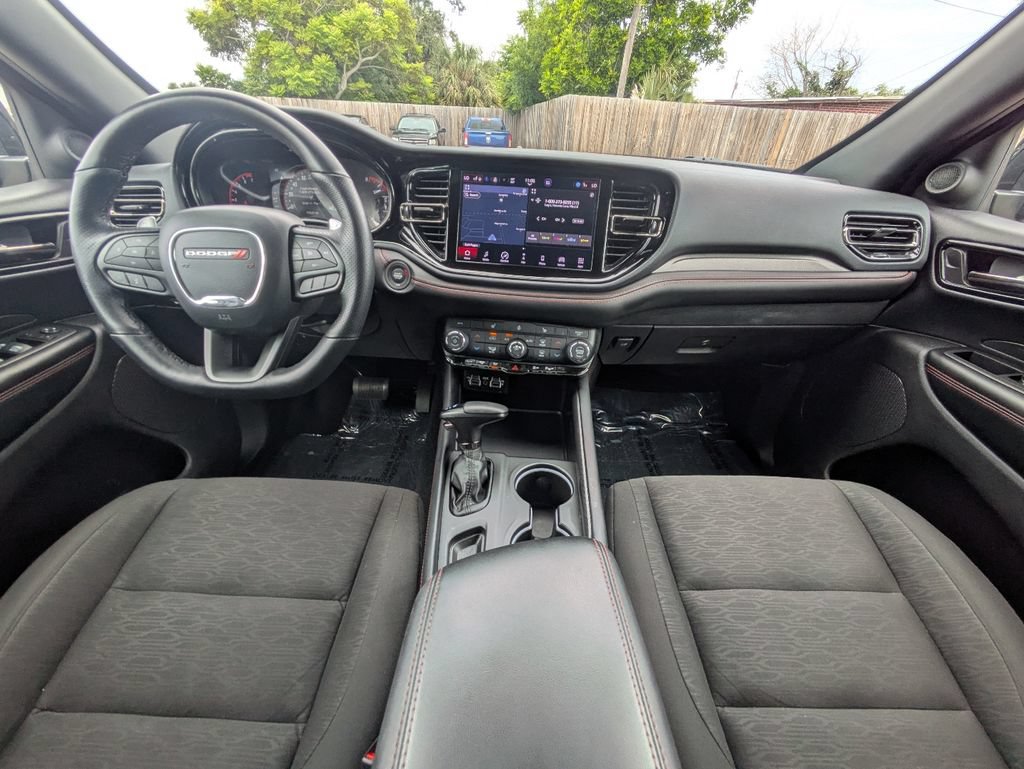 Used 2025 Dodge Durango GT w/ Blacktop Package RWD image 15
